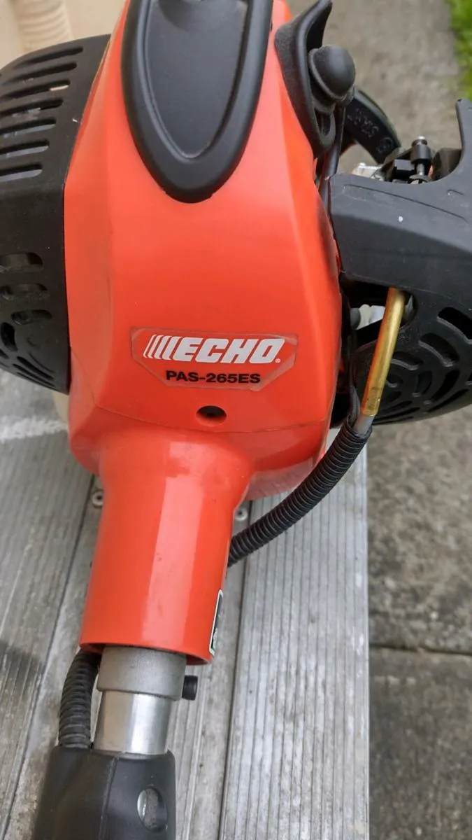 Echo Pas265ES pole saw,hedge trimmer and chainsaw. - Image 1