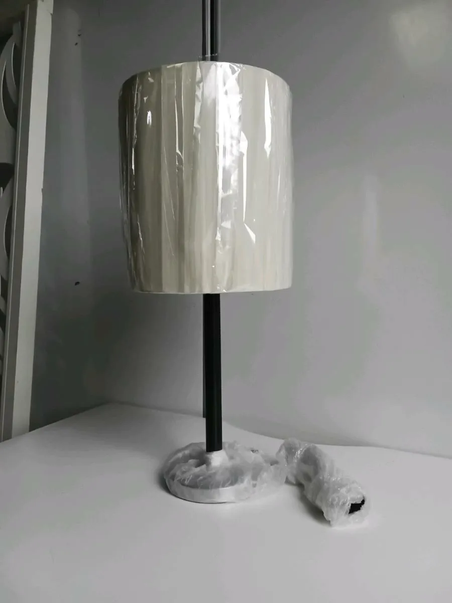 Chelsom Table Lamp With Shade x1 - Image 4