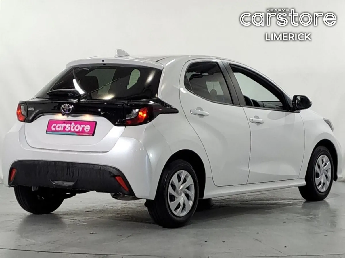 Toyota Yaris 1.0 PET Auto 5DR - Image 3