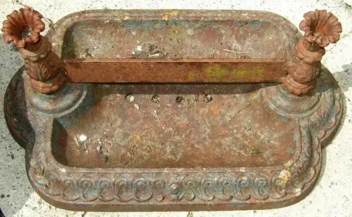 Vintage Cast Iron Boot Scraper - Image 4