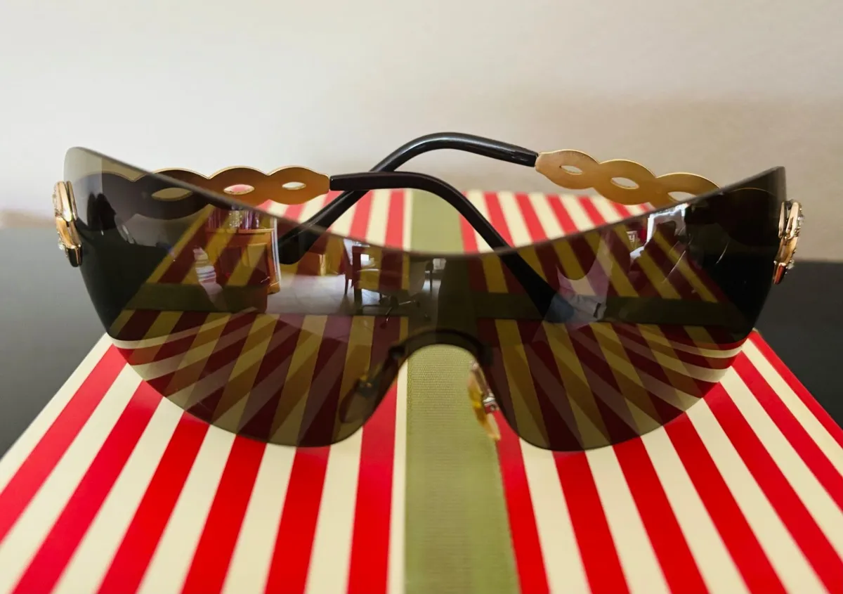 Designer sunglasses - Image 1
