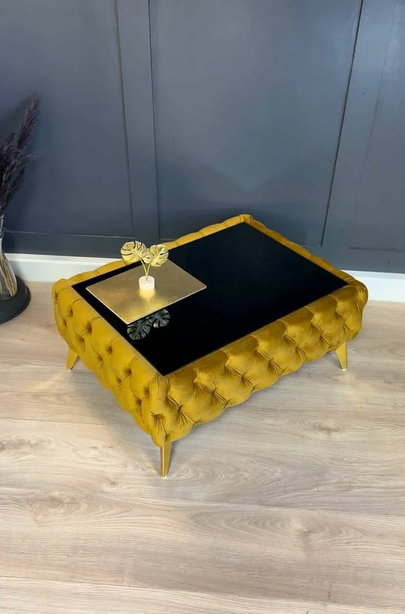 Classic Chesterfield Coffee Table Velvet Rectangle - Image 1