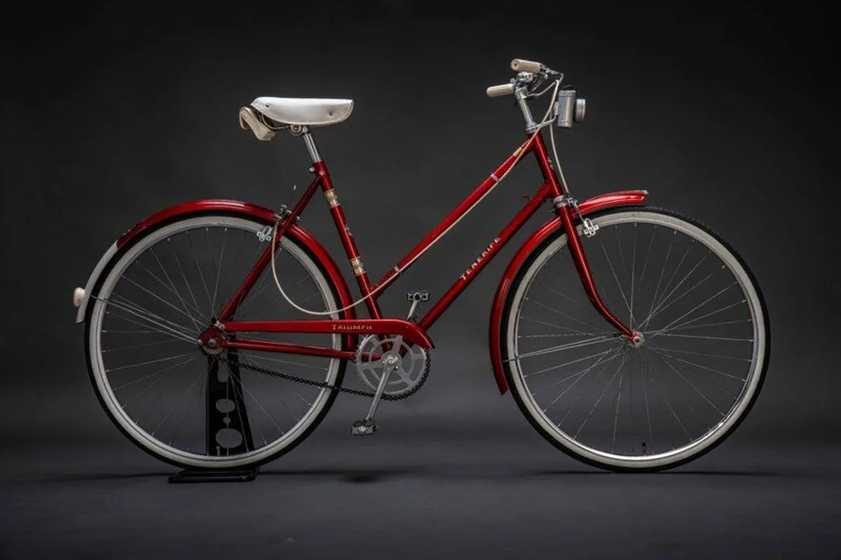 Vintage Bicycle - Image 1