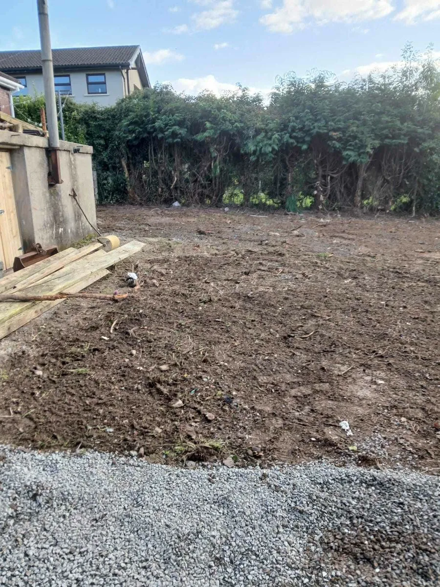 Diggers with driver's all work carried out - Image 4