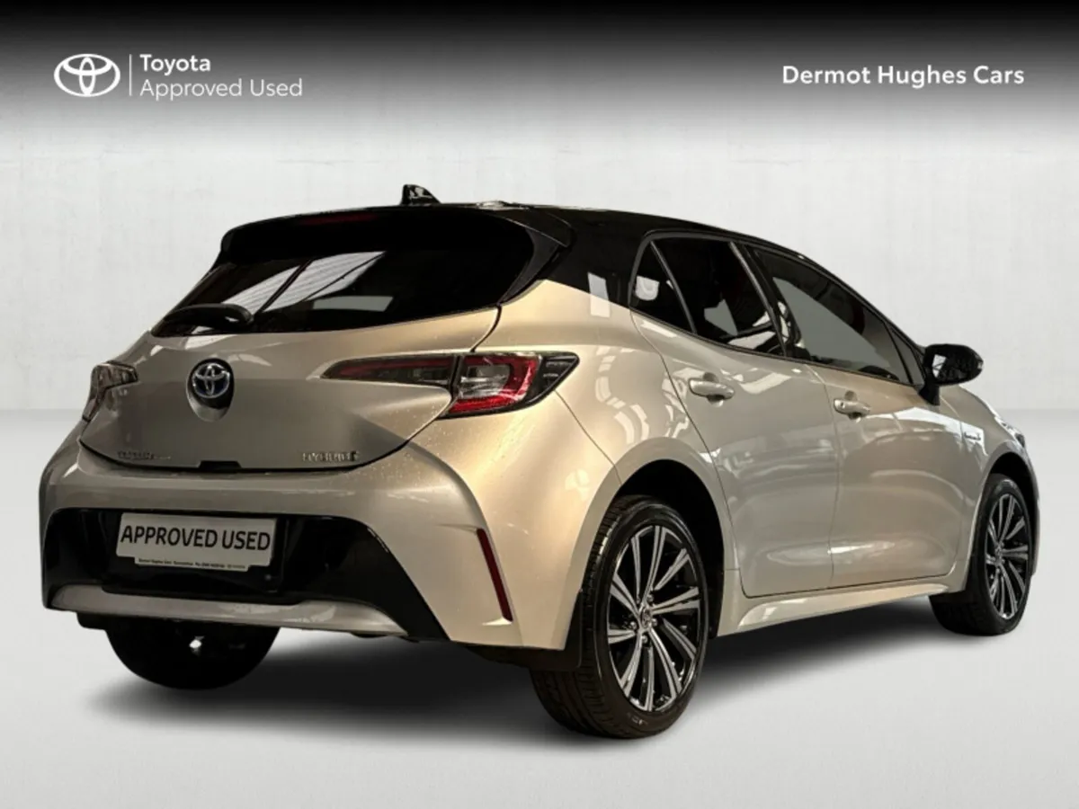 Toyota Corolla HYBRID L/SPORT HB 4DR AUTO - Image 2