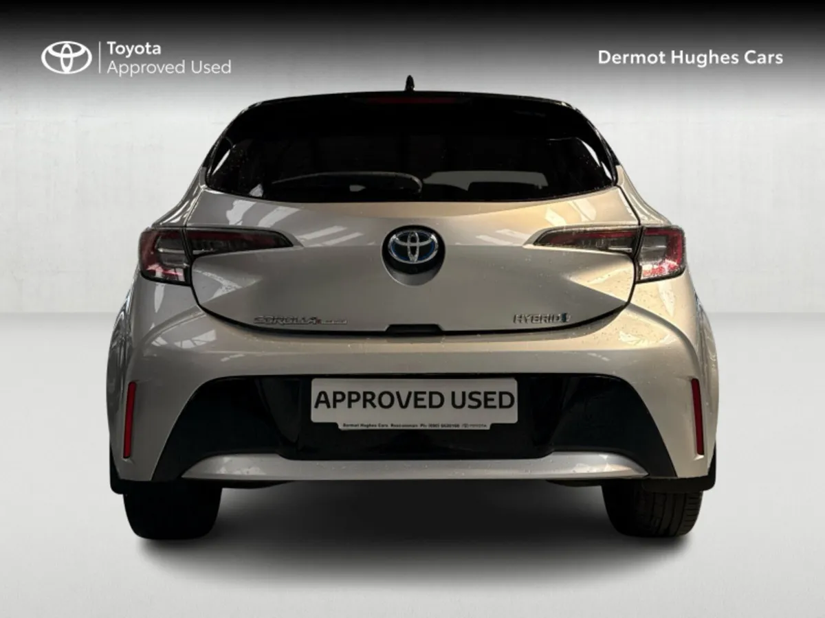 Toyota Corolla HYBRID L/SPORT HB 4DR AUTO - Image 4