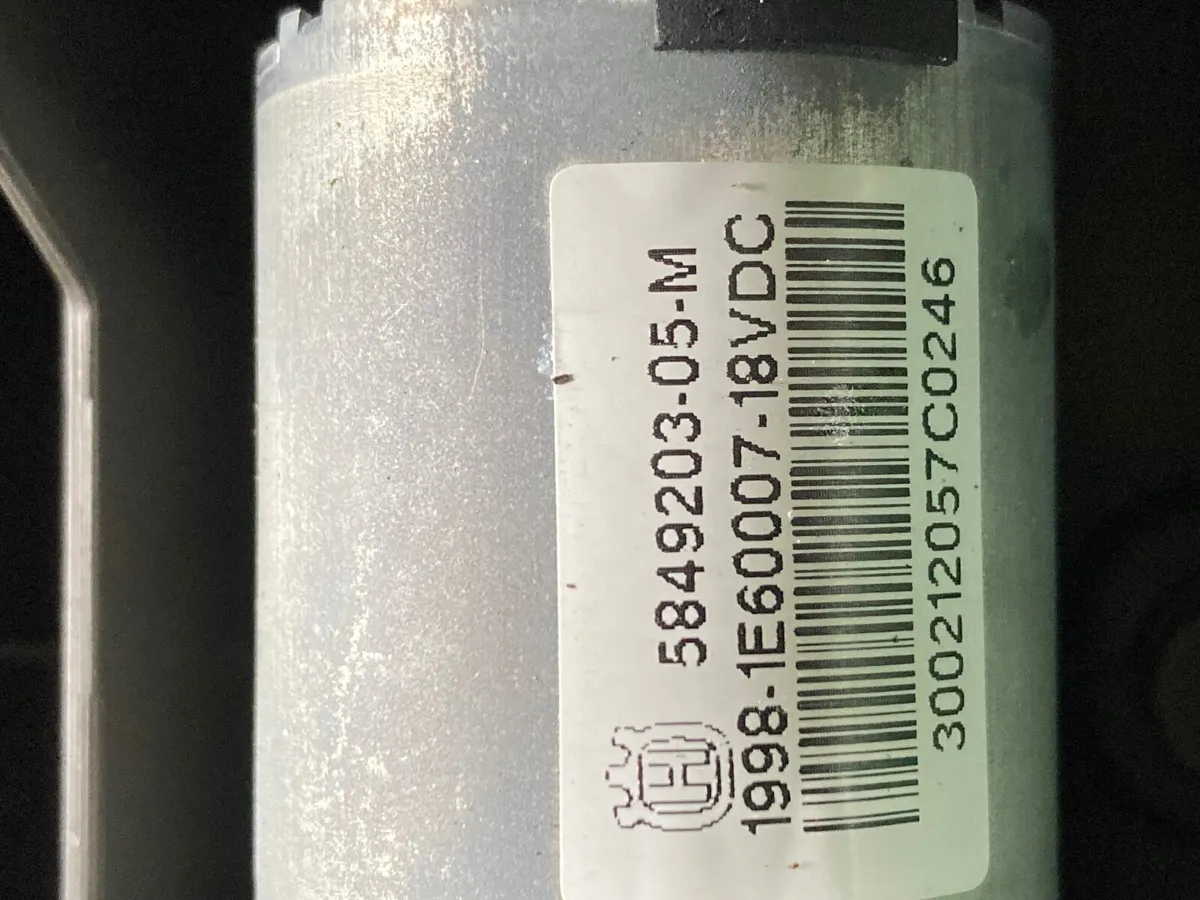 Wheel motor for Husqvarna 310 automower - Image 2