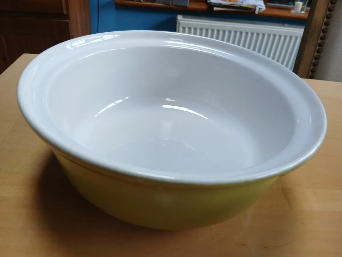 Pyrex ceramic oven dish with glass cover - green - Image 4