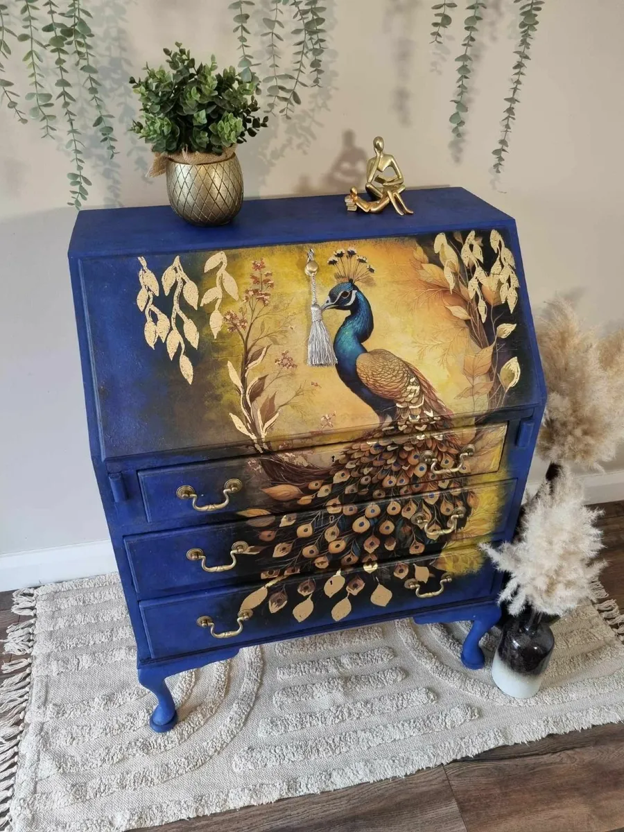Vintage bureau - Image 1