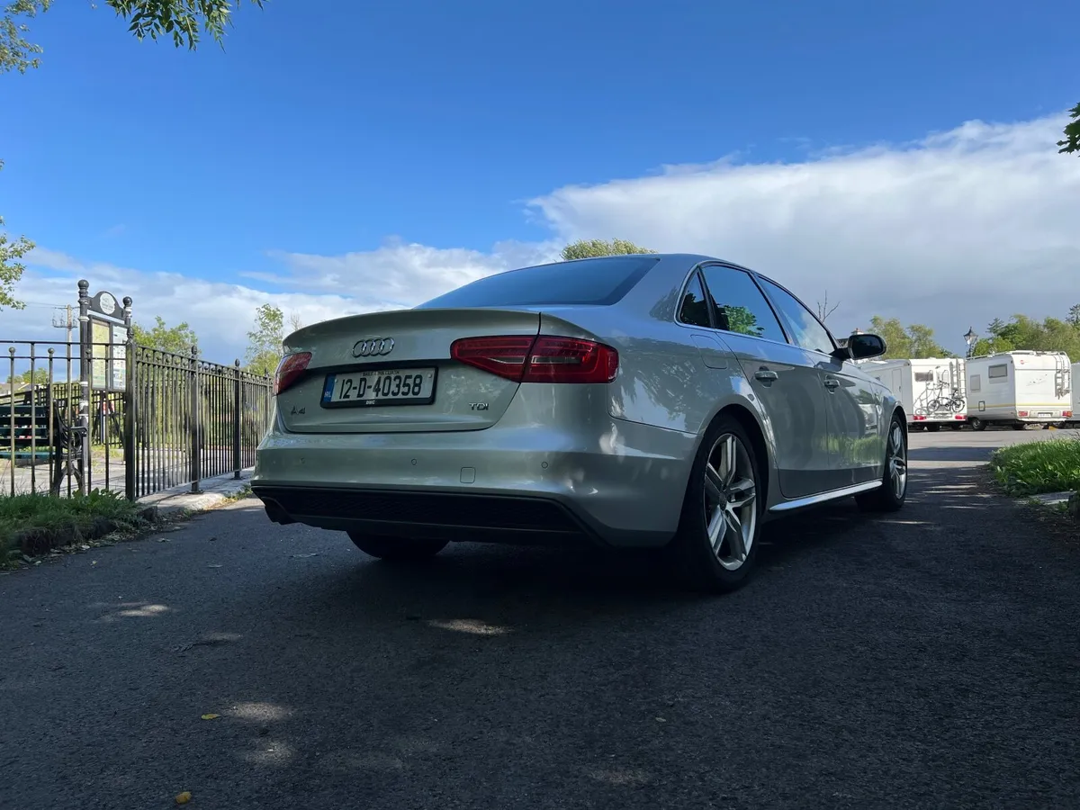 WERY CLEAN AUDI A4 2.0TDI S-LINE 2012 - Image 3
