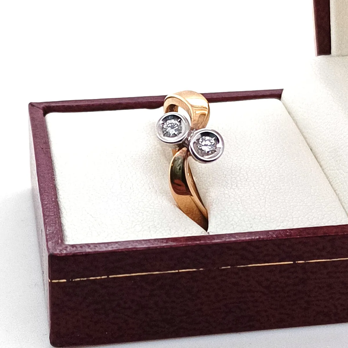 Diamond Toi et Moi , 14k Yellow Gold Ring - Image 3