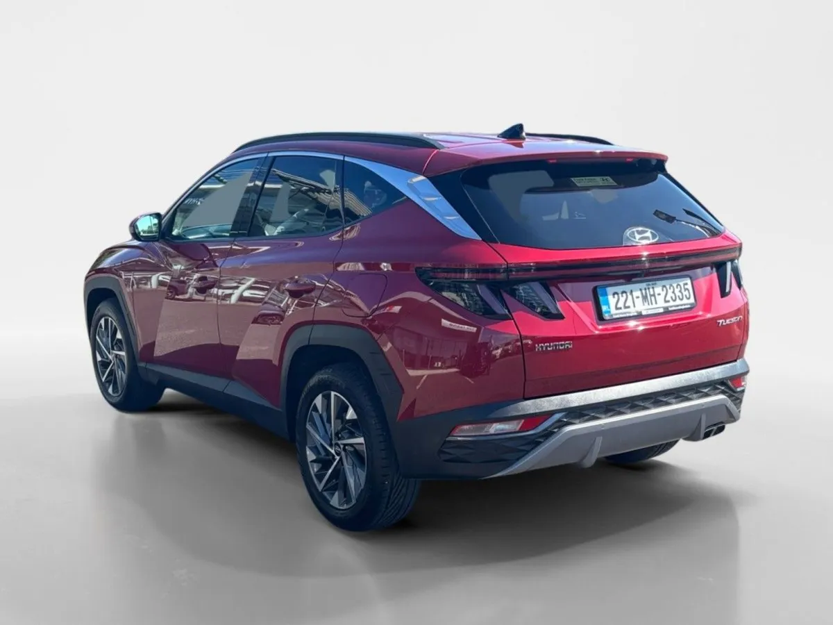 Hyundai Tucson 2WD Executive Plus - Image 2