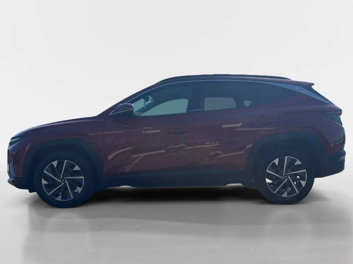 Hyundai Tucson 2WD Executive Plus - Image 3