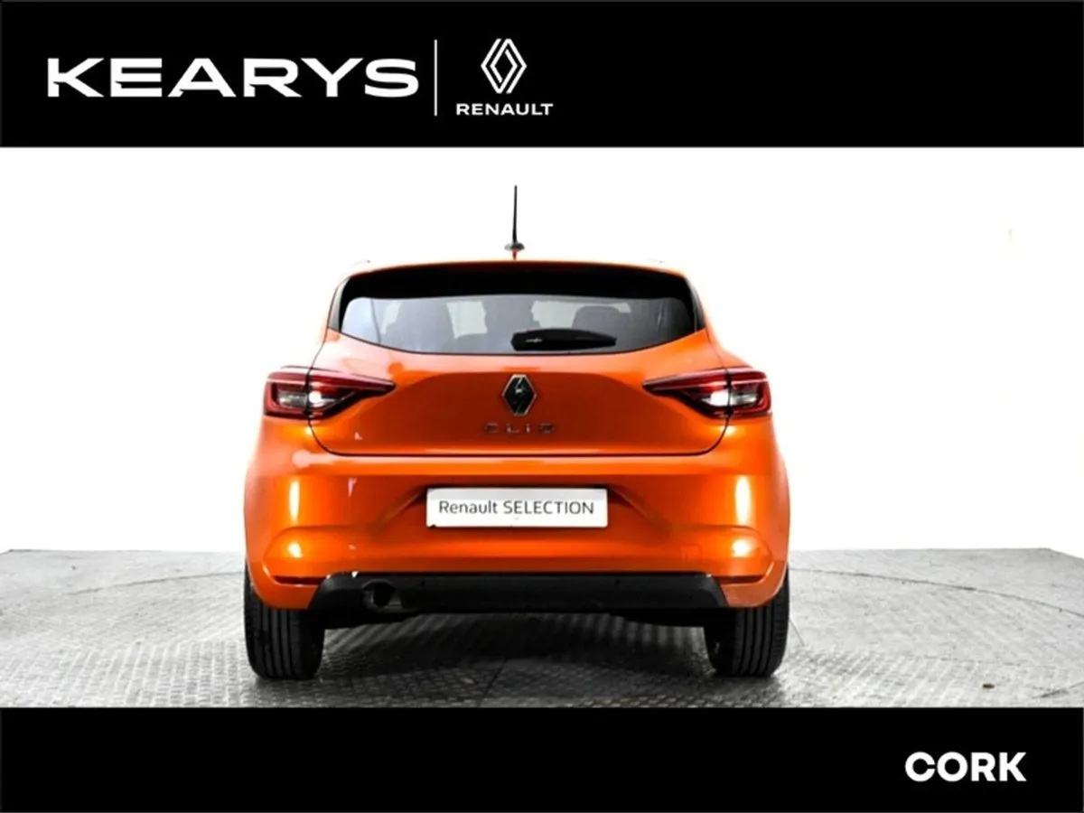Renault Clio Iconic TCe 100 My19 - Image 2