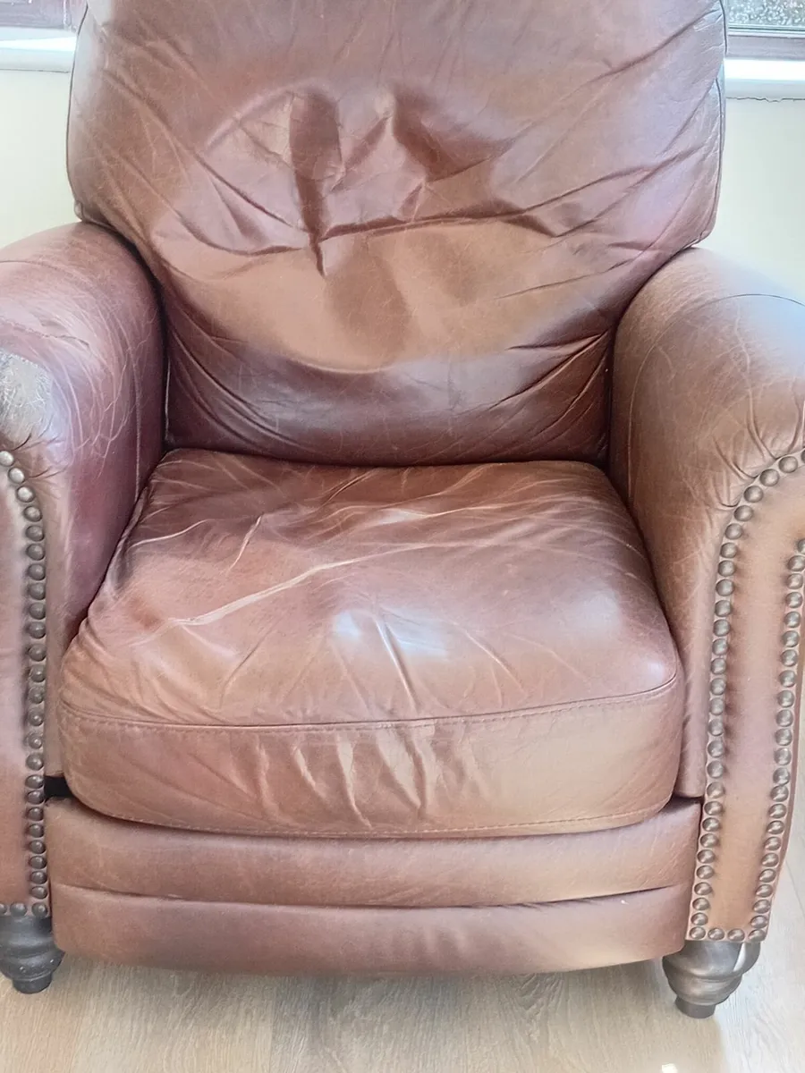 Manual Leather Recliner - Image 1