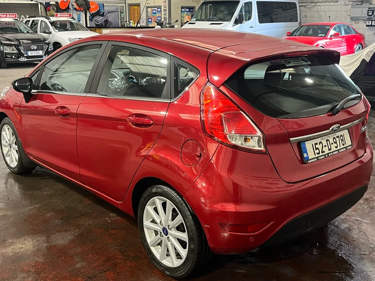 FORD FIESTA 1.2 TITANIUM NEW NCT - Image 4