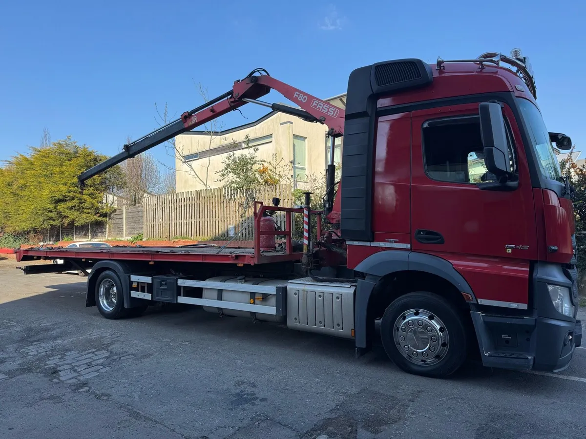 2014 Mercedes Actros 1842 tilt slide recovery with - Image 2