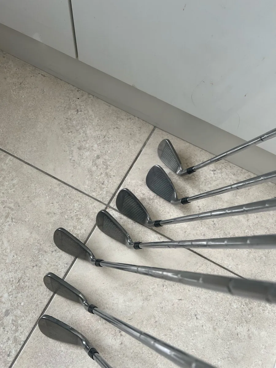 Nike VR Pro Cavity Golf Irons (PW to 4 iron) - Image 4