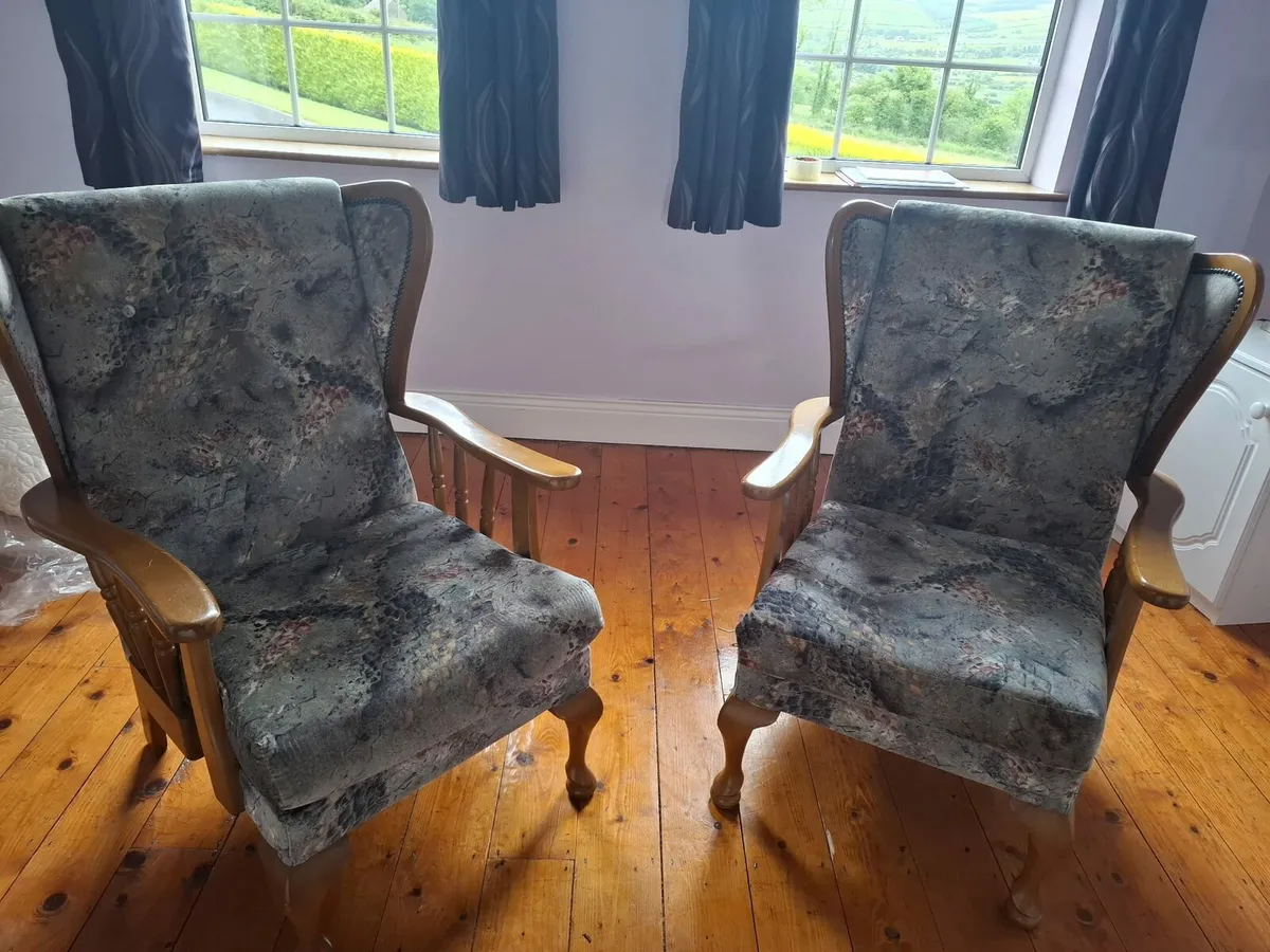 arm chairs - Image 2