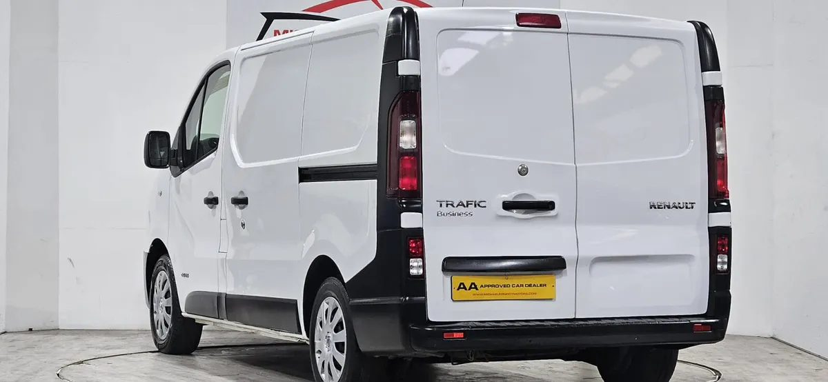 Renault Trafic 2019 - Finance approval in 1 hour - Image 3