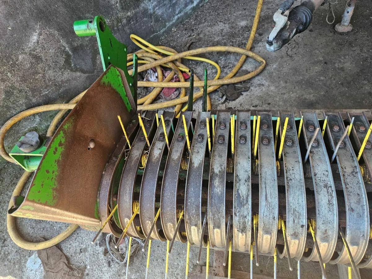 Mchale fusion 2 5 bar pickup....wanted stone rake - Image 2