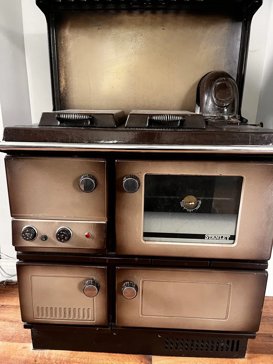 Stanley Super star oil fired range - Image 4
