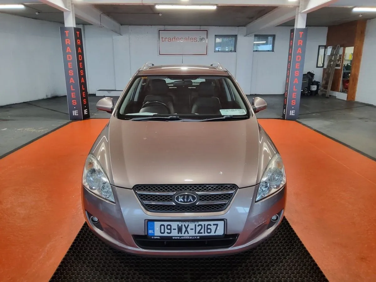 Kia Ceed 1.6 Crdi LX SW - Image 1