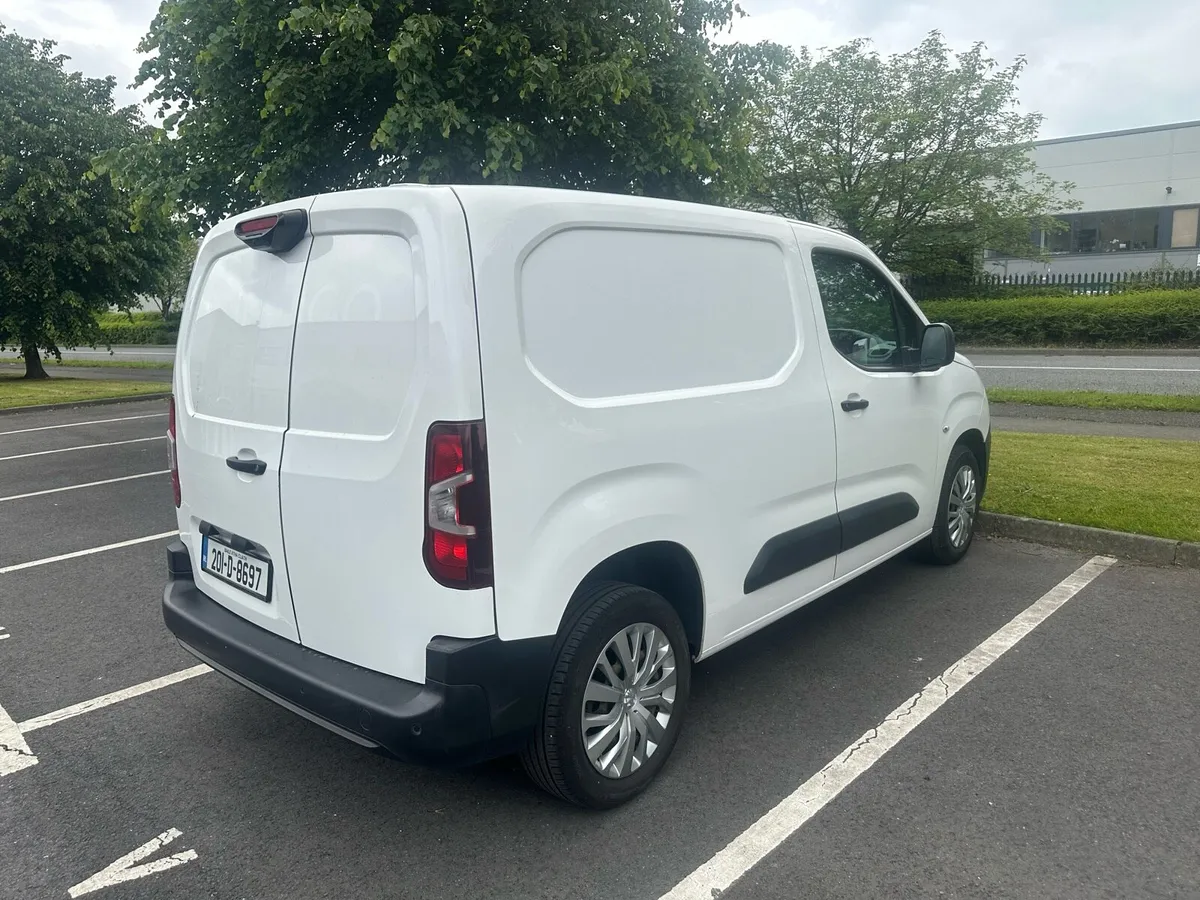 PEUGEOT PARTNER 201 FULL SERVICE HISTORY - Image 4
