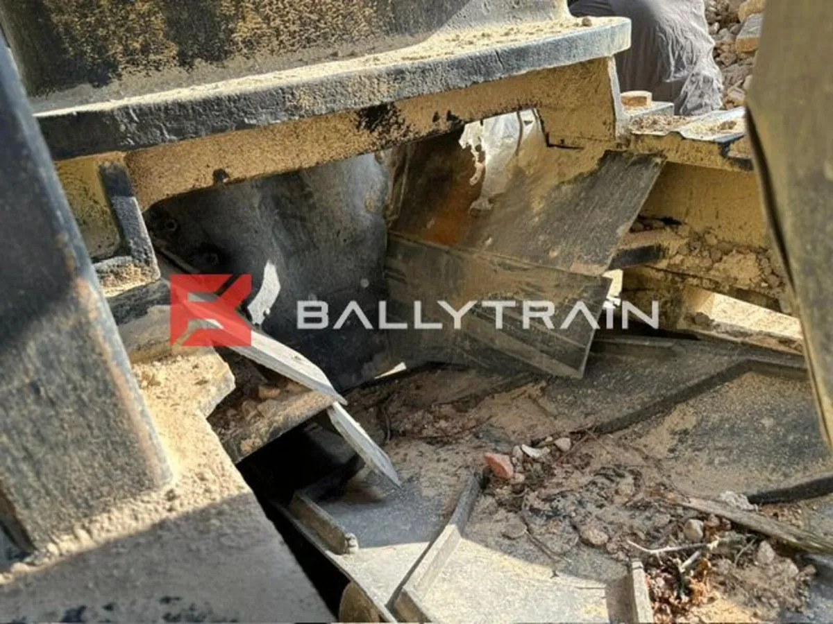 Pegson Telsmith Hook Lift Jaw Crusher (32×18) - Image 4