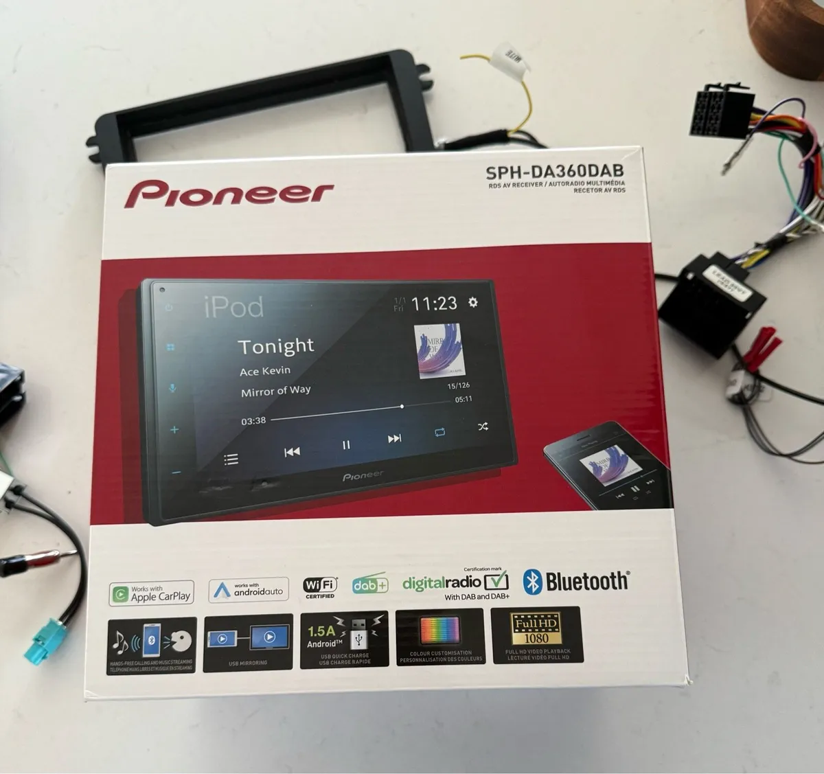 Pioneer Wireless CarPlay Unit - Image 1