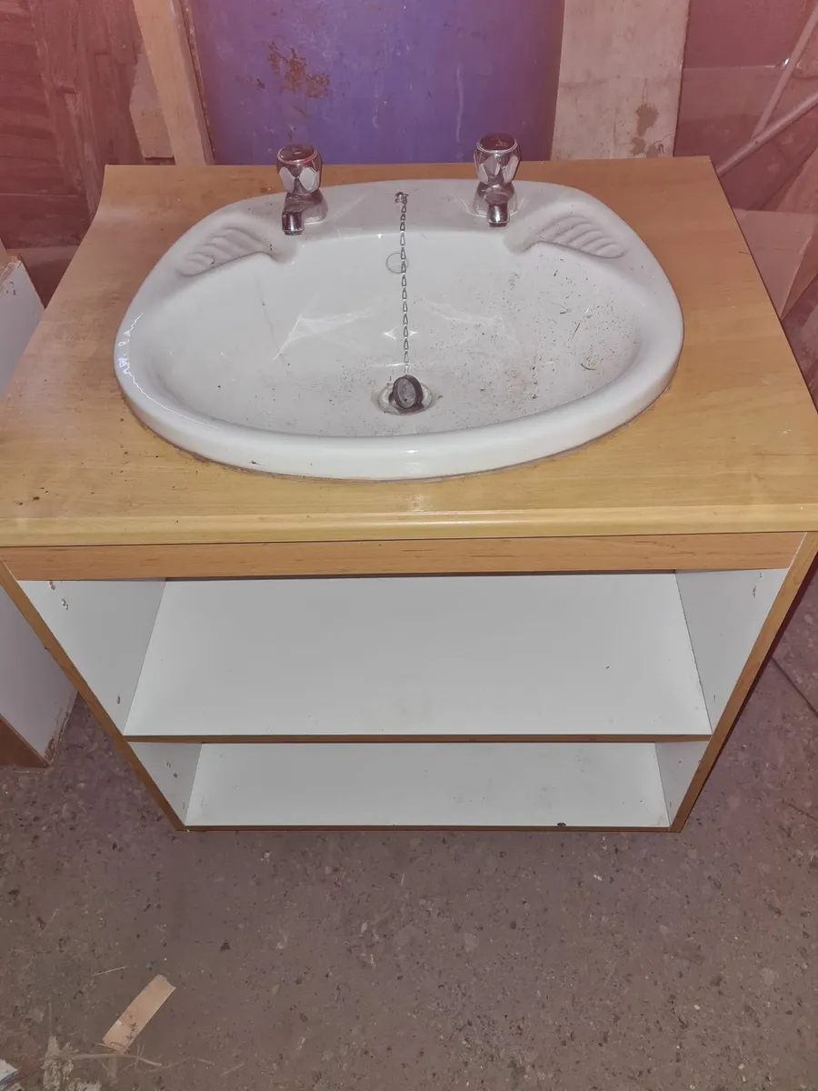 Built in sink vanity unit - Image 1