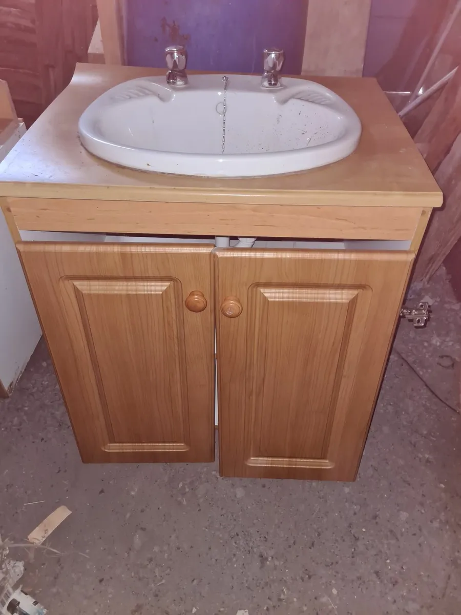 Built in sink vanity unit - Image 2