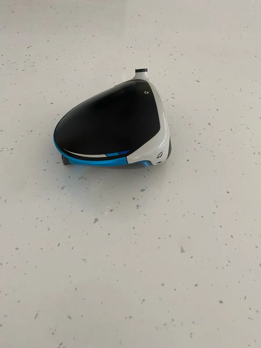 Taylormade Sim2 driver head - Image 2
