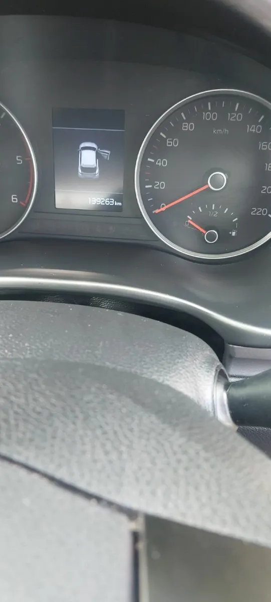 Kia Stonic 2018 - Image 4