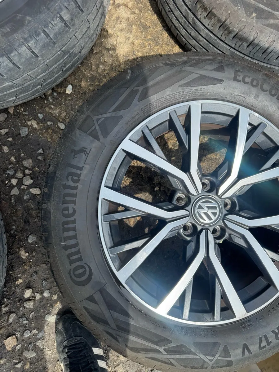 Volkswagen Alloys - Image 4