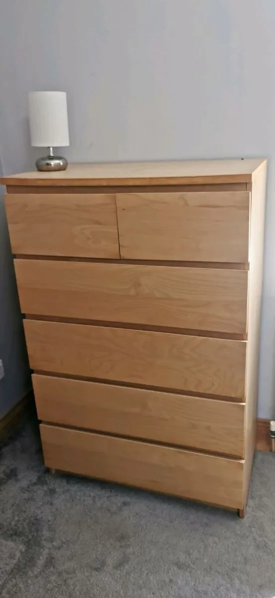 Free furniture to take away. - Image 2