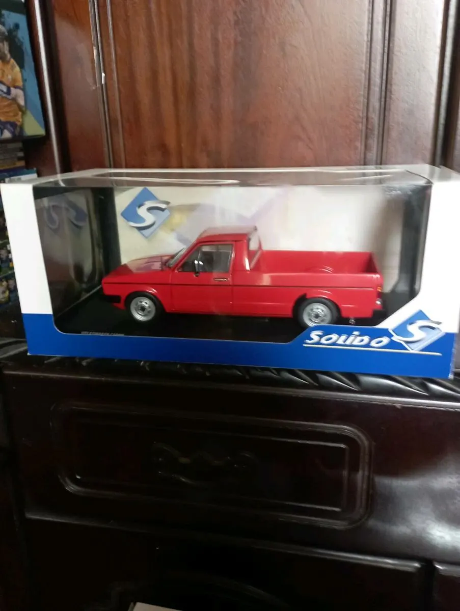 SOLIDO  VOLKSWAGEN DIE CAST MODLE FOR SALE - Image 3