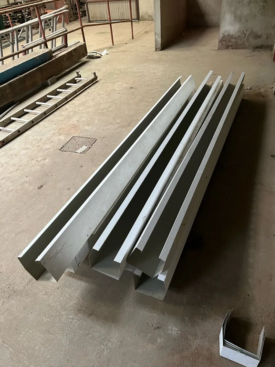 Gutter - Image 1
