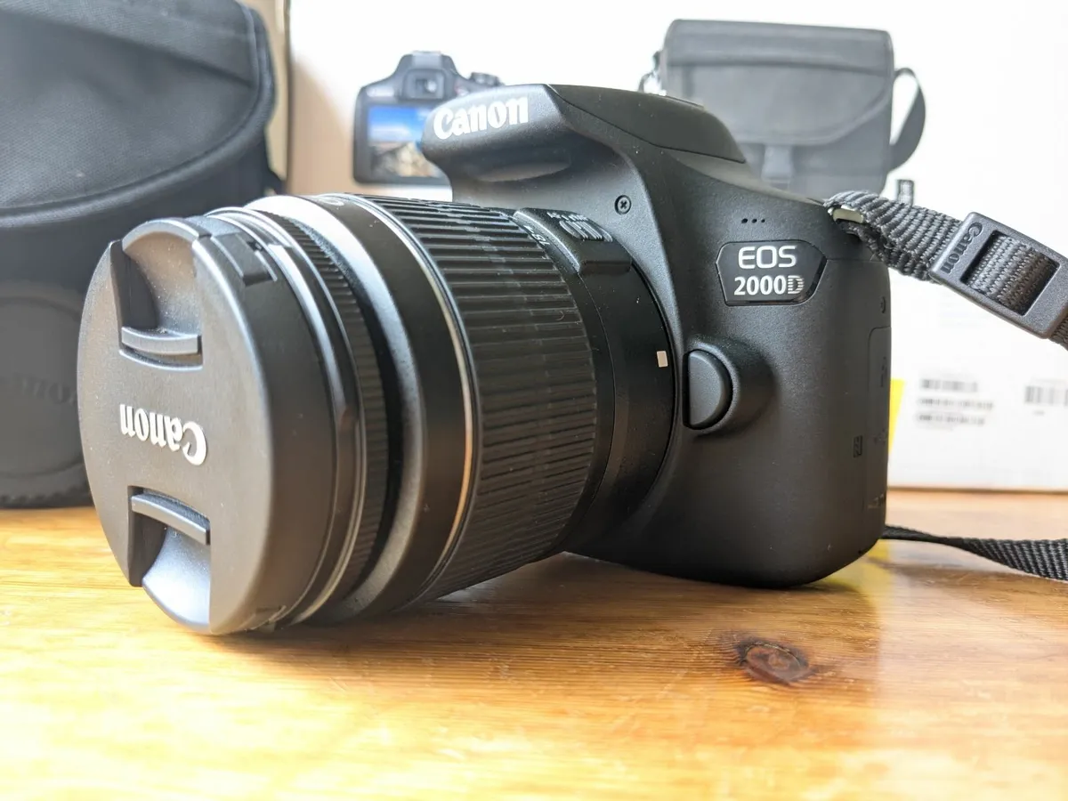 Canon EOS 2000D Camera + EF-S 18-55mm IS II Lens - Image 3