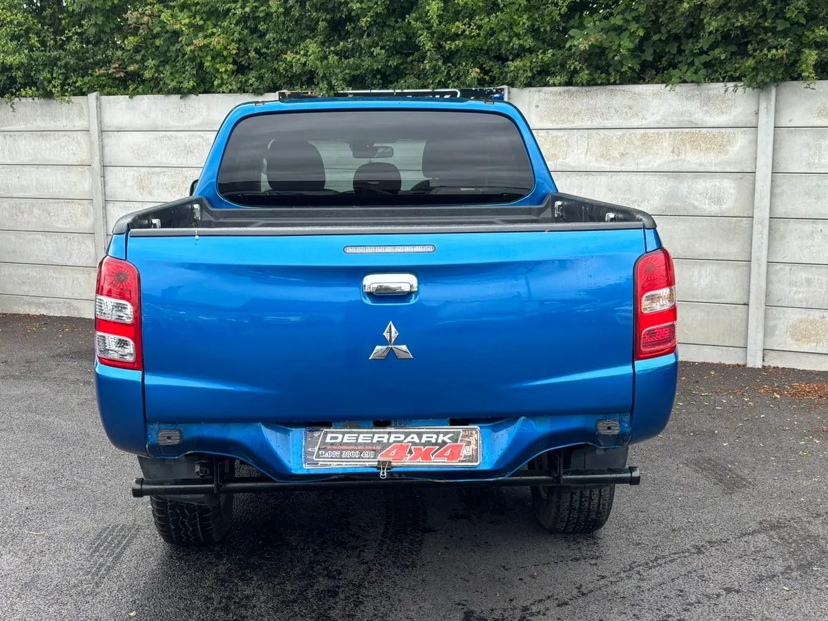 2019 Mitsubishi L200 Crewcab Pick up - Image 4