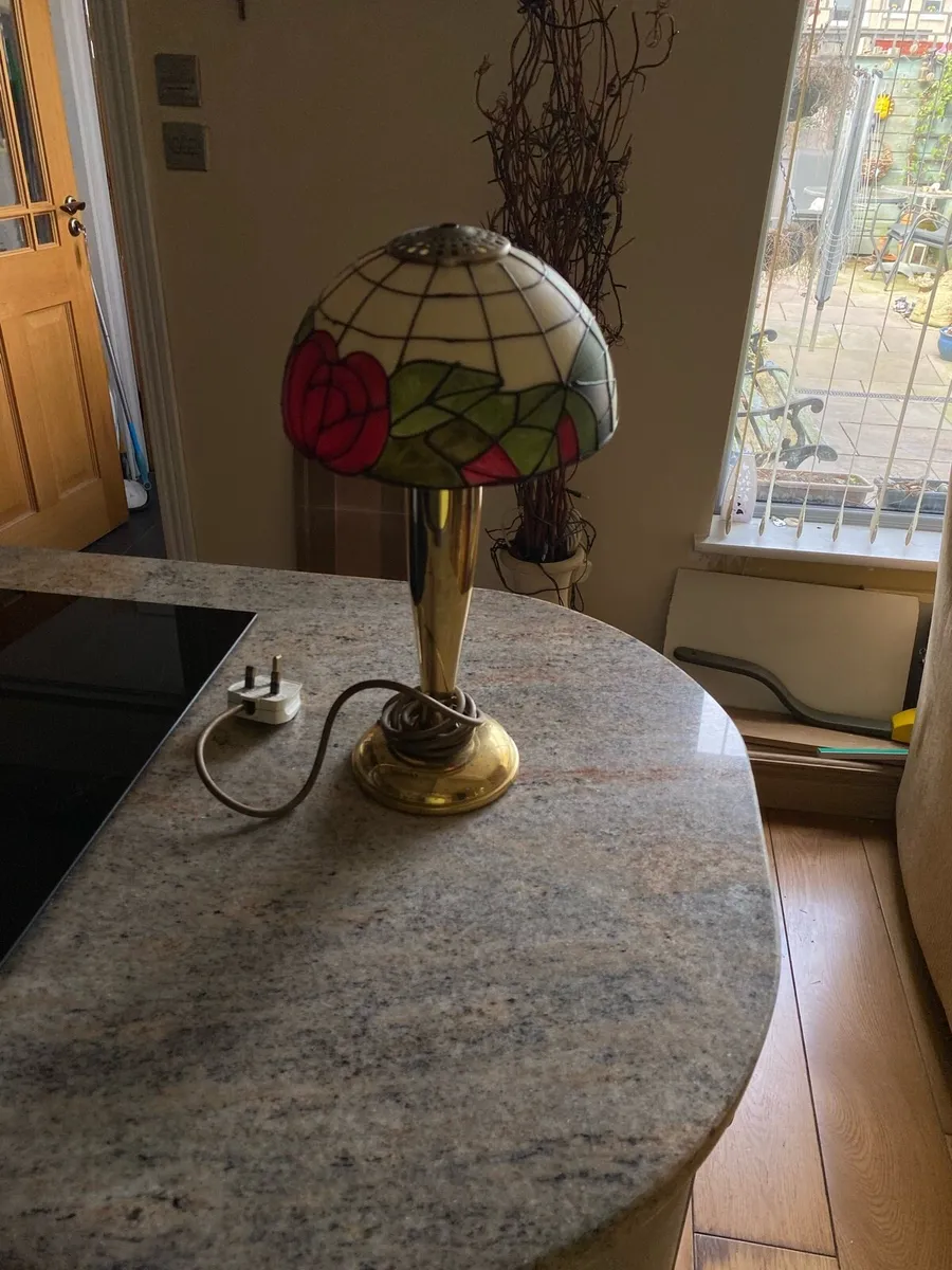 Brass table lights - Image 1