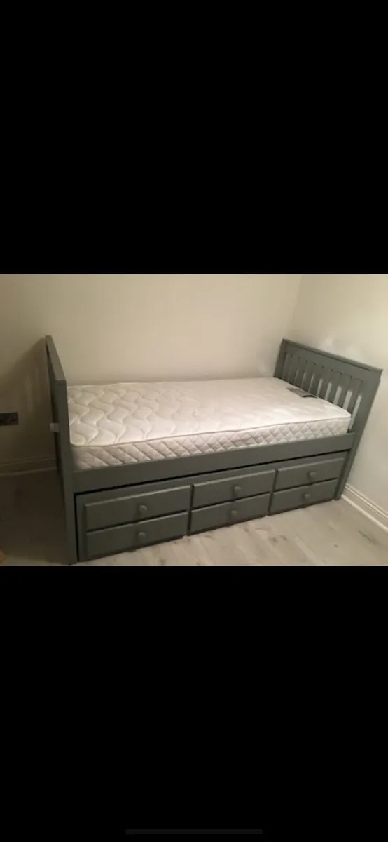 Bed / trundle bed - Image 4