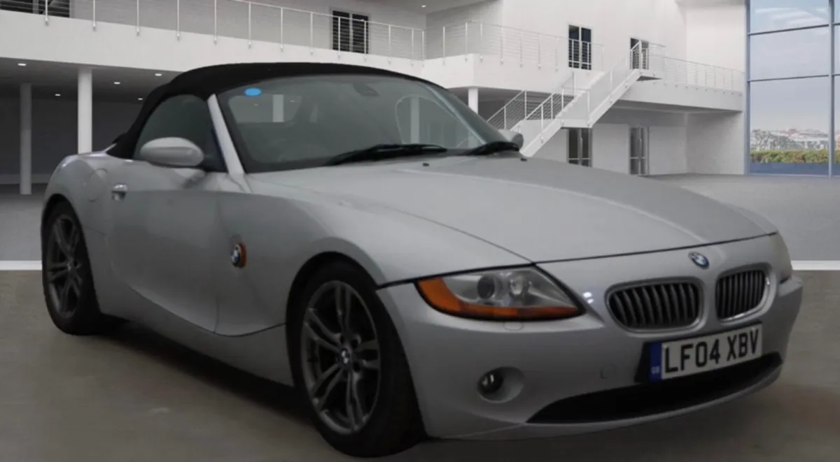 BMW Z4 2004 - Image 1