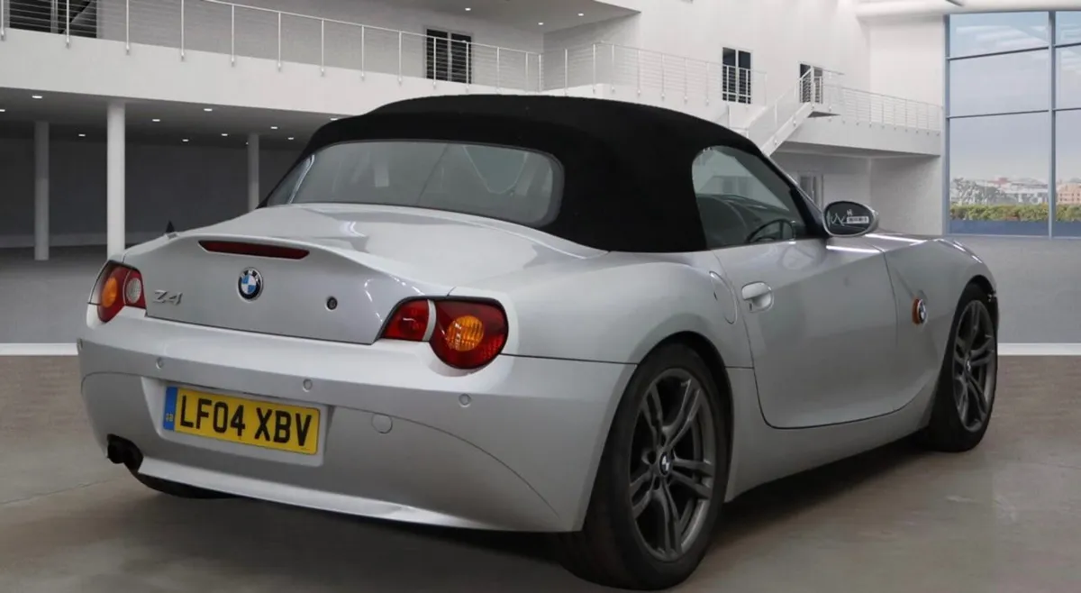 BMW Z4 2004 - Image 3