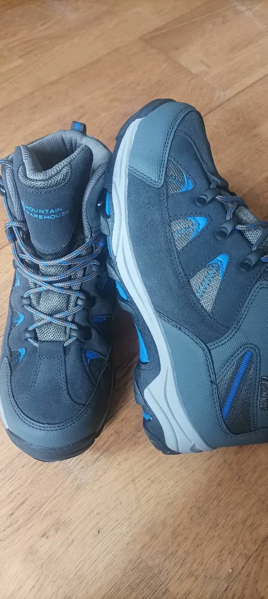 Hiking Boots Brand NEW - Image 1