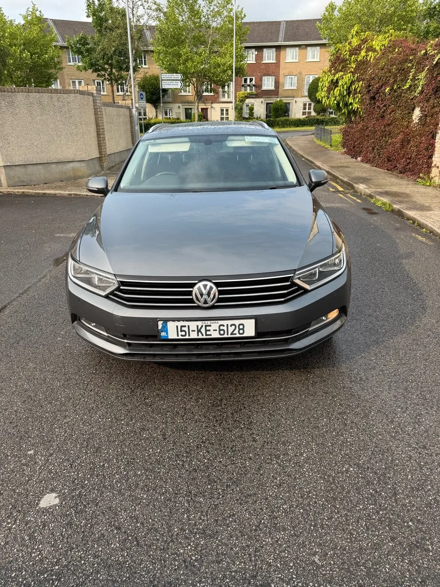 Volkswagen Passat - Image 3