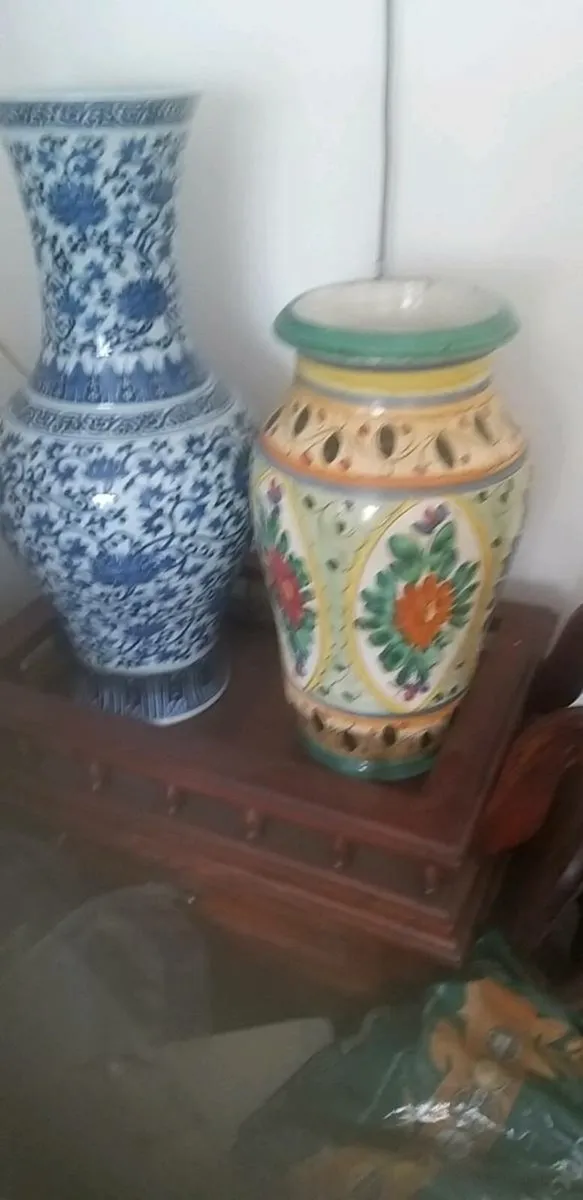 Too beautiful Chinese vase also Ainsley fine - Image 4