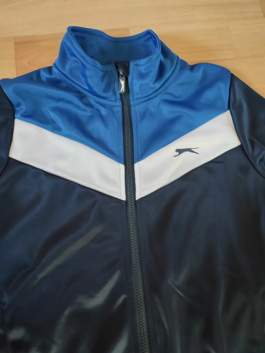 Tracksuit Junior - Never Worn-NAVY - Image 3