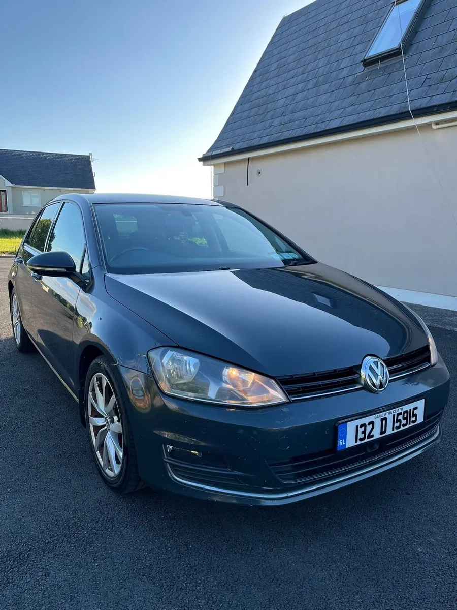 Volkswagen Golf 2013 2.0L - Image 1
