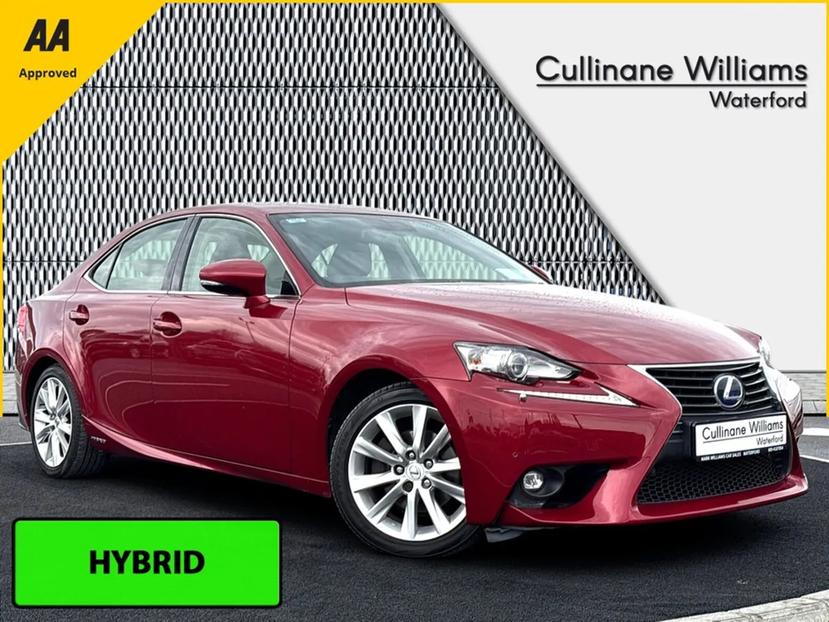 Lexus IS 2016 EXEC EDITION AUTOMATIC 2.5 PETROL HY - Image 1
